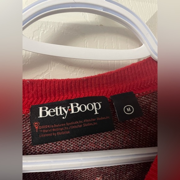 Cute Betty Boop sweater - Picture 3 of 3